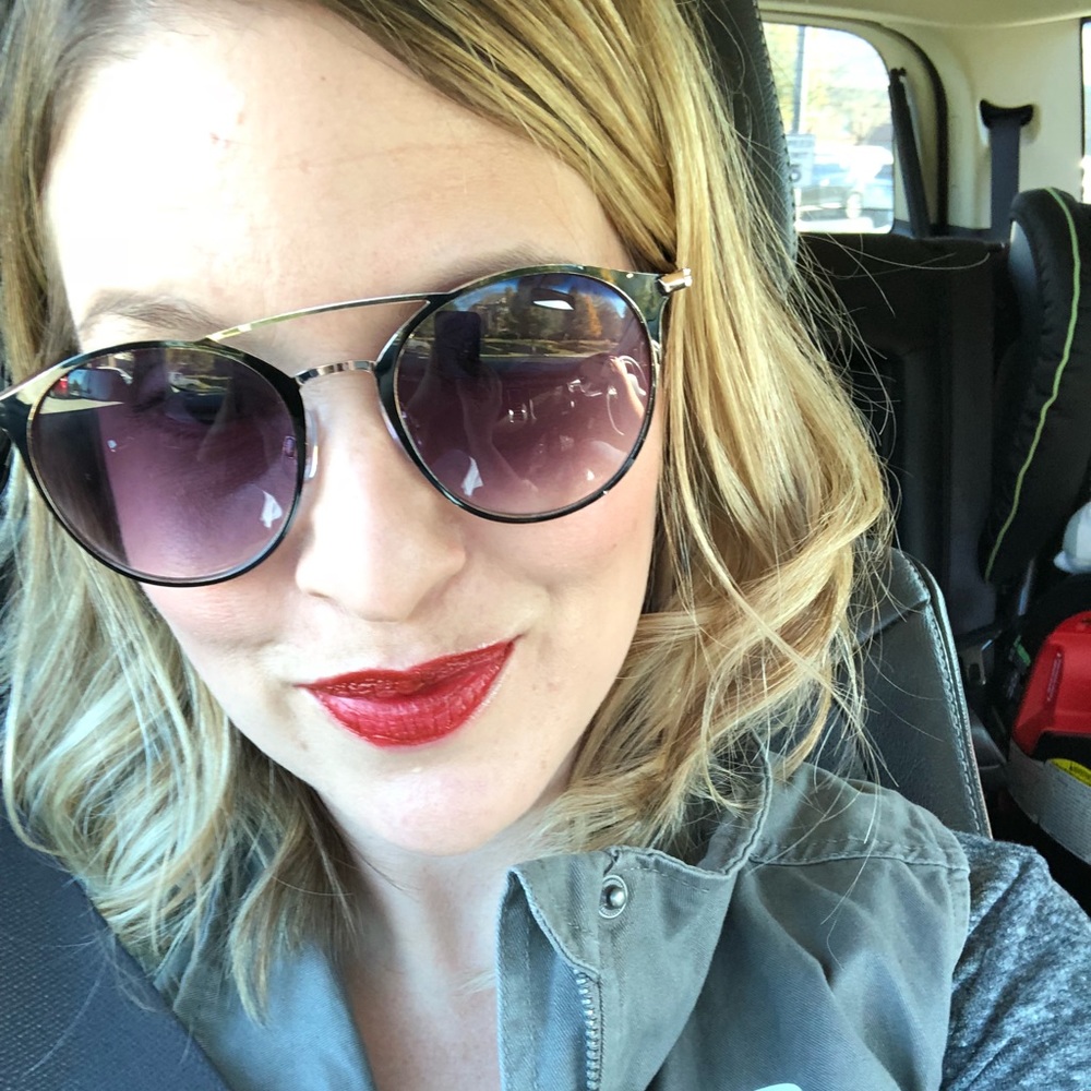 Meet your Posher, Shannon